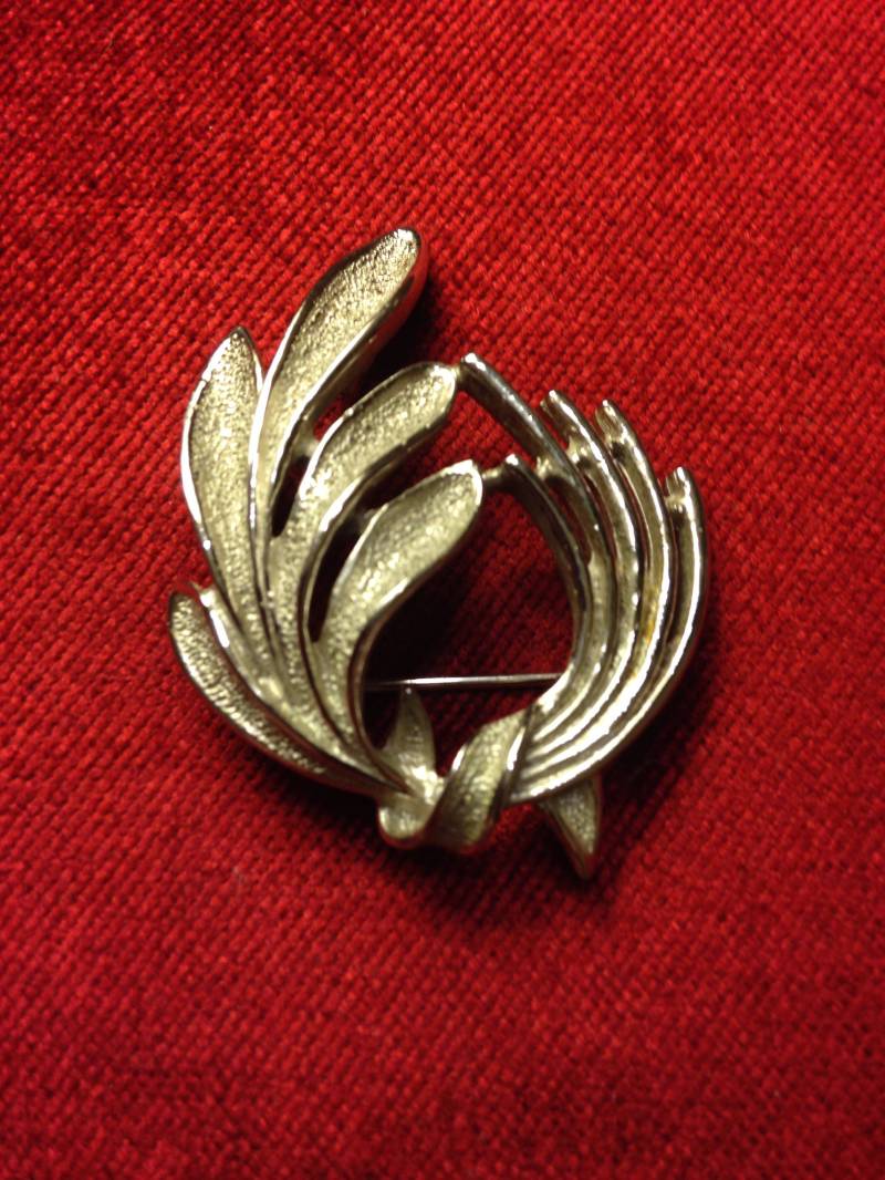 Vintage Brosche Von Sarah Coventry Vintage Brosche Von Sarah Coventry von TreasureBoxUKShop