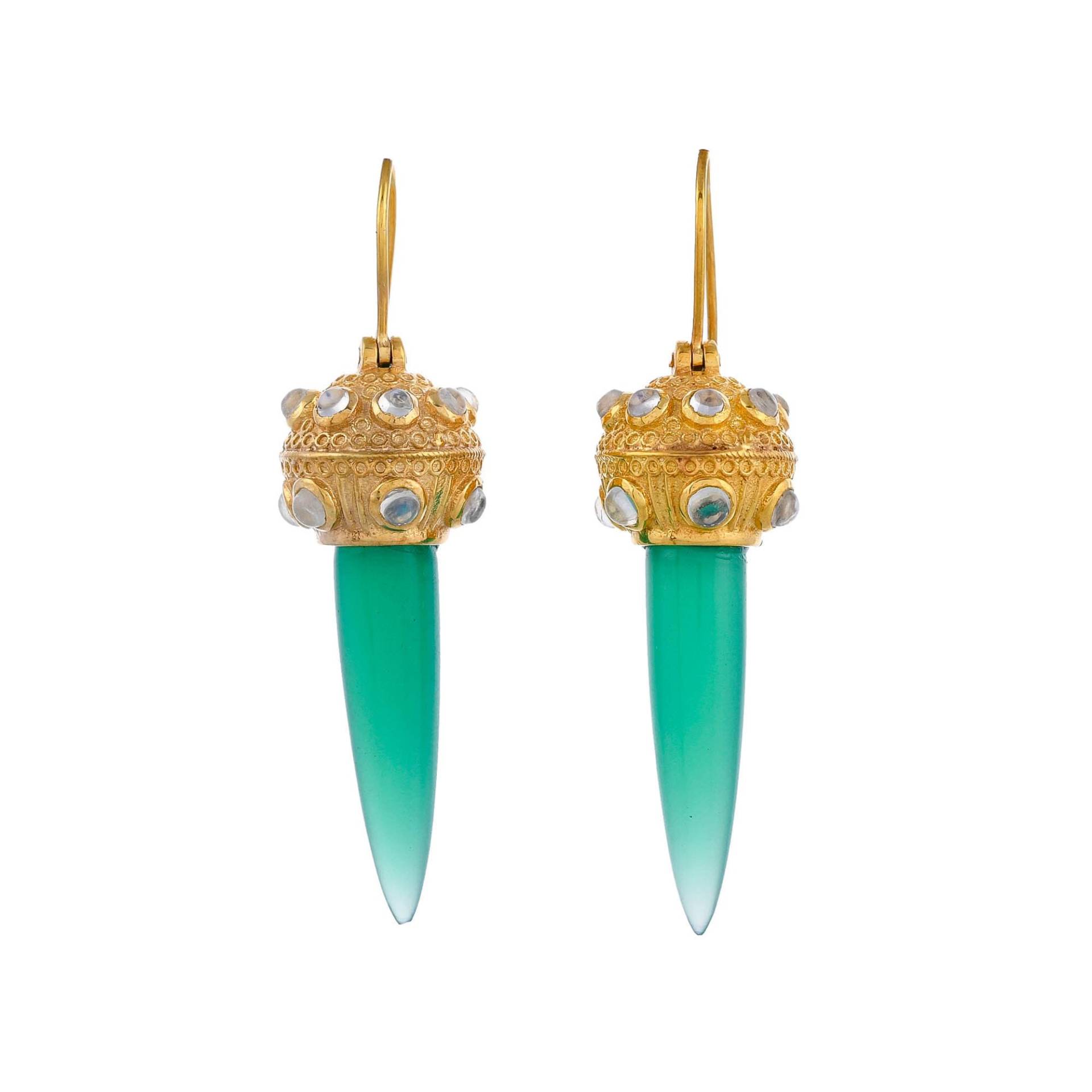 Mondstein & Onyx Vermeil 14K Gold Über Sterling Silber Ohrring von TreasureDiary