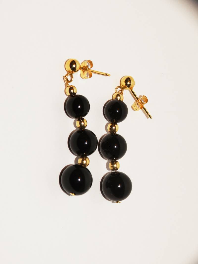 14K Gelb Gold Schwarz Onyx Perlen Ohrringe von TreasureHuntingSpot
