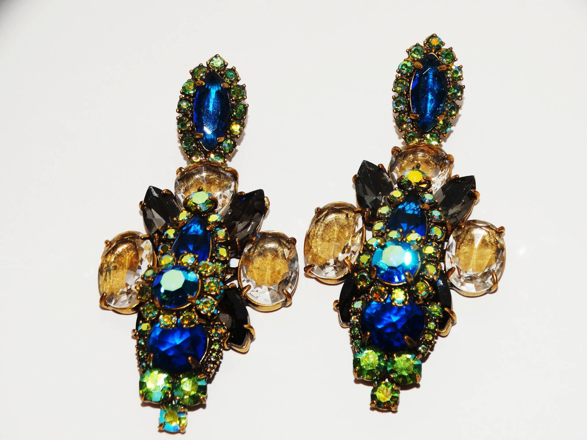 Designer Signiert Große Messing Strass Ohrringe von TreasureHuntingSpot