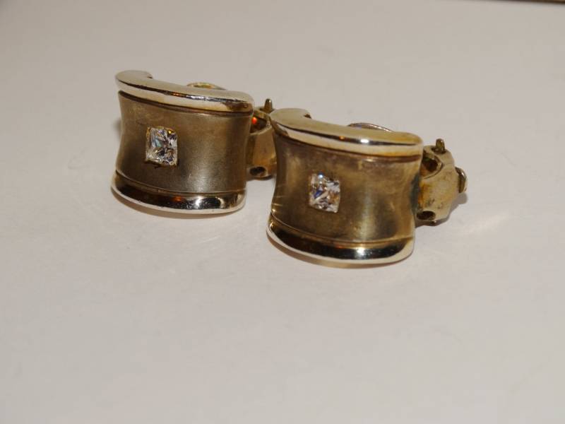 Fledermaus-Ami Varsano Löffel - Förmige Seltene Sterling Silber Clip-On Erringe von TreasureHuntingSpot