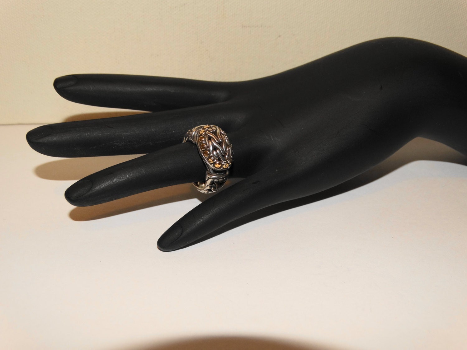John Hardy Designer Signiert 18K/925 Dot Collection Größe 3 Kuppel Ring von TreasureHuntingSpot