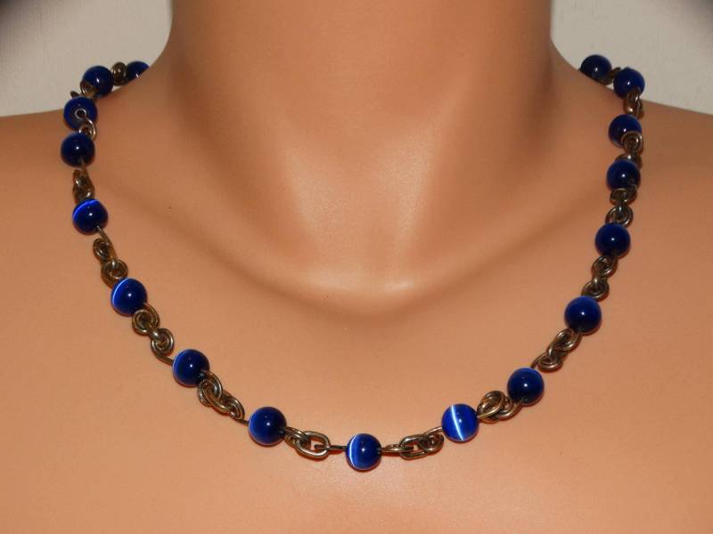 Sterling Silber Blauer Katzenauge Stein 19, 5" Inch Länge Seltenes Scroll Design Halskette von TreasureHuntingSpot