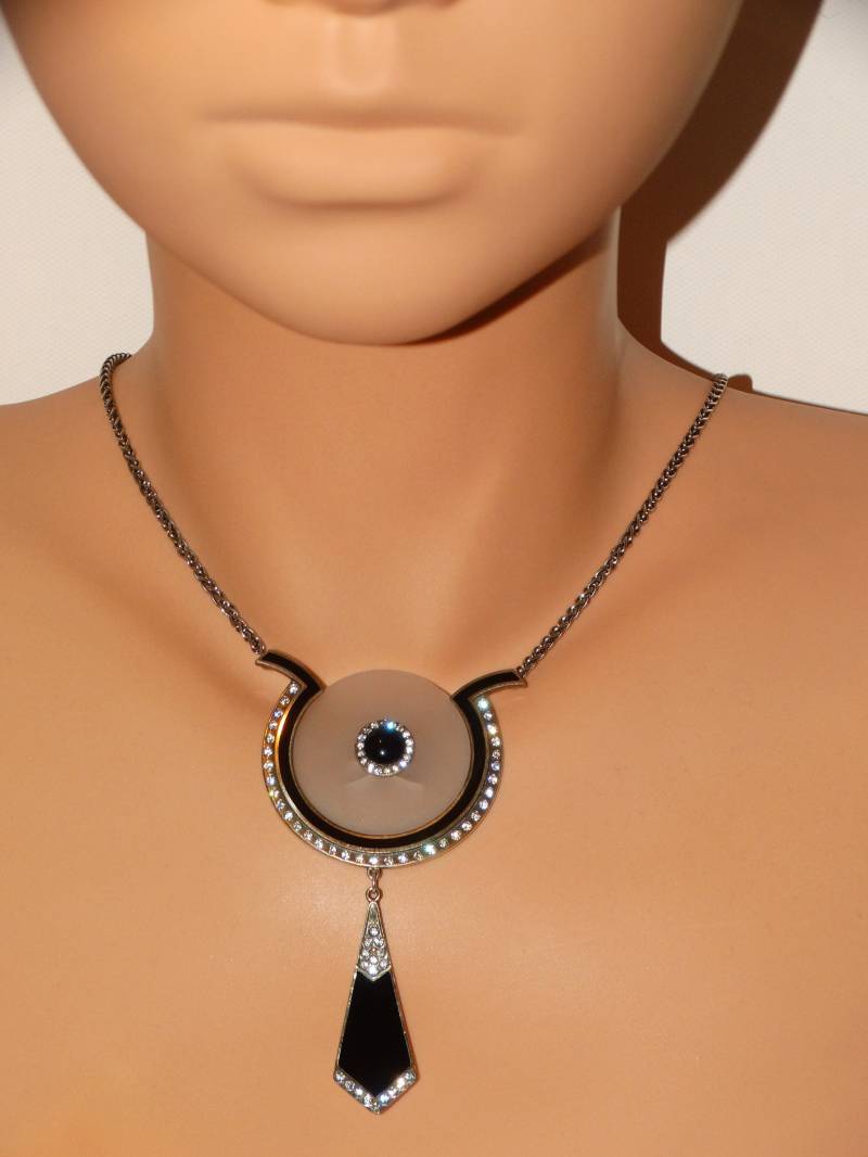 Victorian Sterling Silber Rare Wunderschöne Inlaid Onyx Halskette von TreasureHuntingSpot