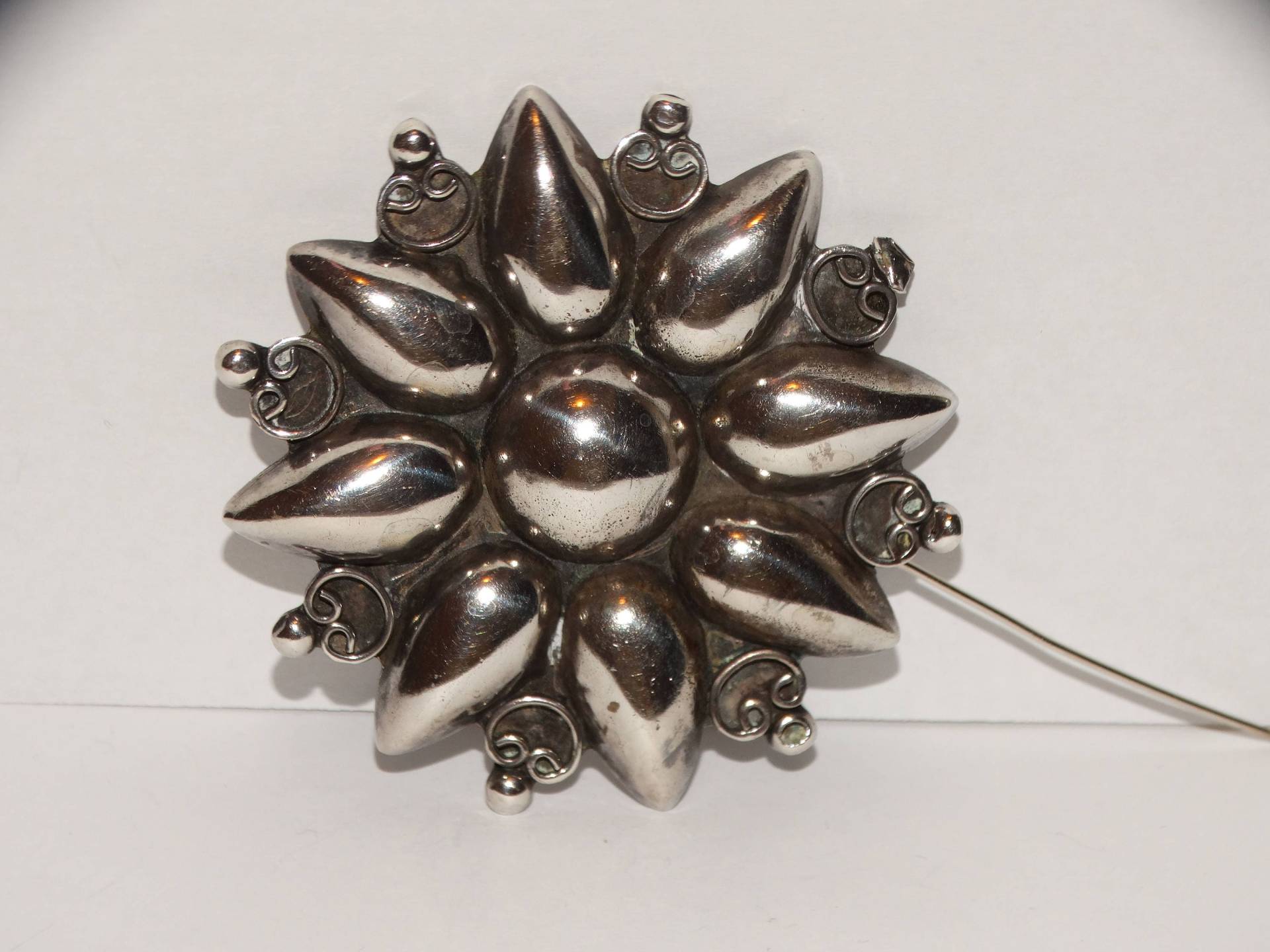 sterling Silber Gestempelte Große Blumen Brosche sterling Silber Gestempelte Große Blumen Brosche von TreasureHuntingSpot