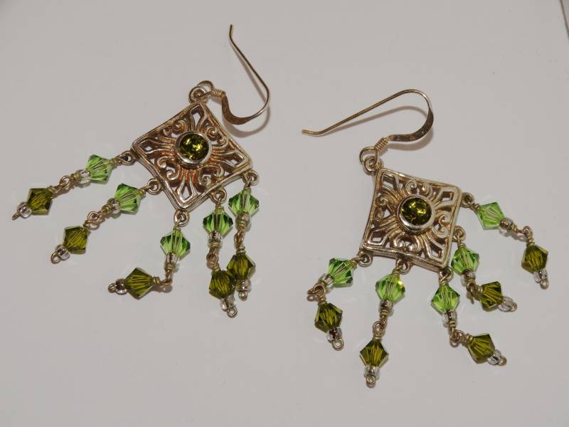 sterling Silber Peridot Ohrringe von TreasureHuntingSpot