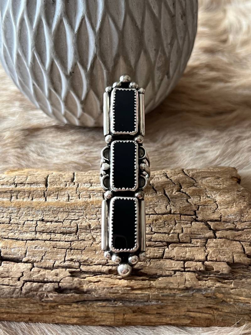 Großer Schöner Jet Ring Sterling Silber Handarbeit Größe 7.5, C44 von TreasureMtnTurquoise