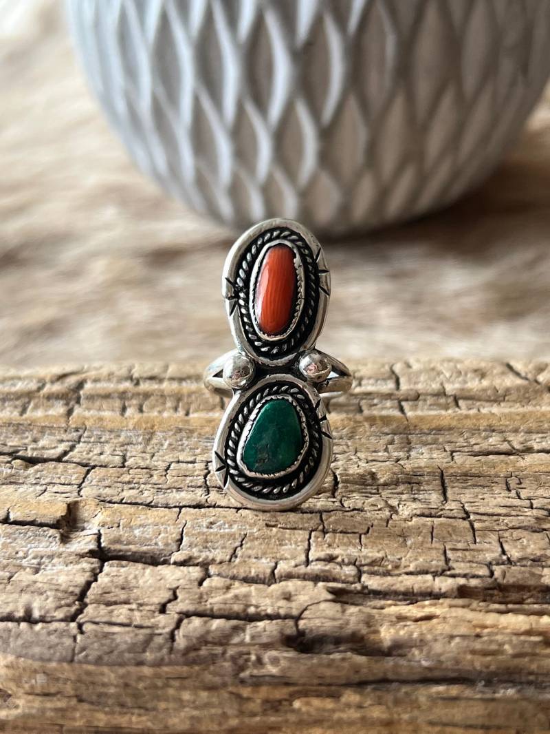 Türkis Mit Koralle Ring Sterling Silber Handarbeit Größe 6.0, C41 von TreasureMtnTurquoise