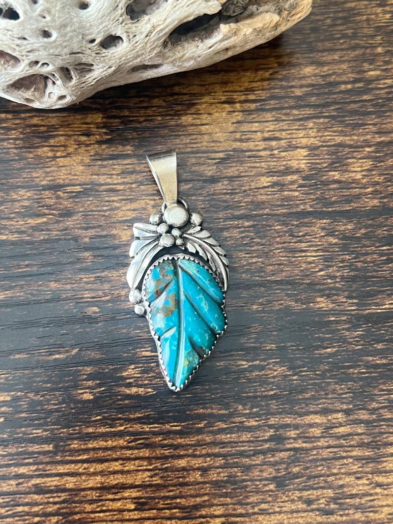 sterling Silber Blatt Türkis Anhänger, T6 von TreasureMtnTurquoise