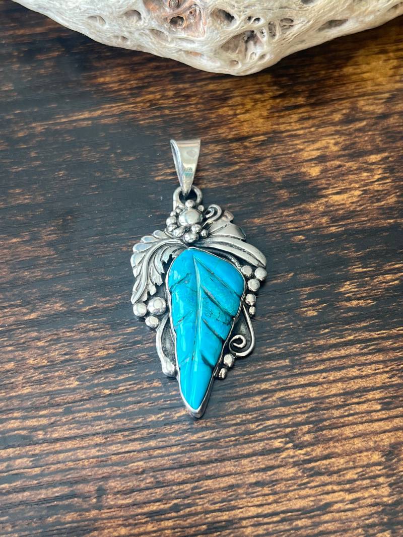 sterling Silber Blatt Türkis Anhänger, T7 von TreasureMtnTurquoise