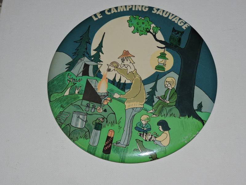 6" Französisch Camping"Le Camping Sauvage"Button Button von TreasureTimeCapsule