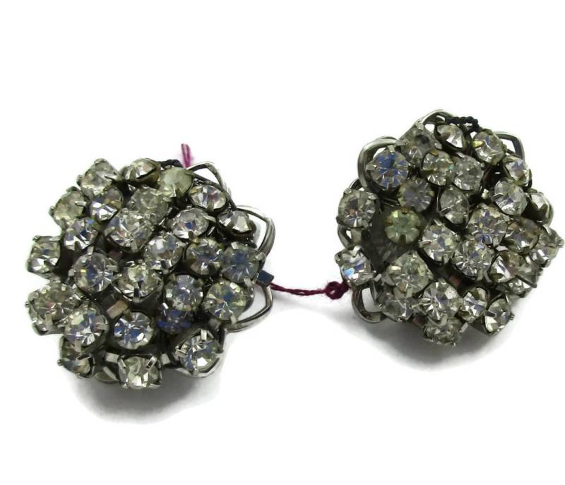 Alice Hohlheit Silber Klar Strass Clip Ohrringe Cluster Designer Signiert Vintage Kostüm Schmuck Estate Findet Geschenkideen Alice Hohlheit Silber Klar Strass Clip Ohrringe Cluster Designer Signiert Vintage Kostüm Schmuck Estate Findet Geschenkideen von TreasureTrovebyTish