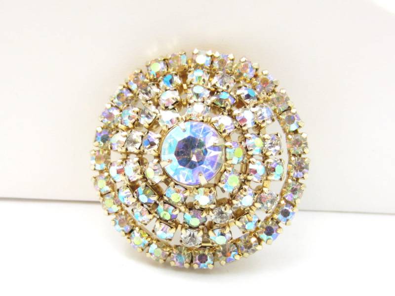 Alte Gold Ton Aurora Borealis Ab Strass Brosche Braut Bouquet Pin Blume Designer Vintage Schmuck Kostüm Schal Geschenkidee Alte Gold Ton Aurora Borealis Ab Strass Brosche Braut Bouquet Pin Blume Designer Vintage Schmuck Kostüm Schal Geschenkidee von TreasureTrovebyTish