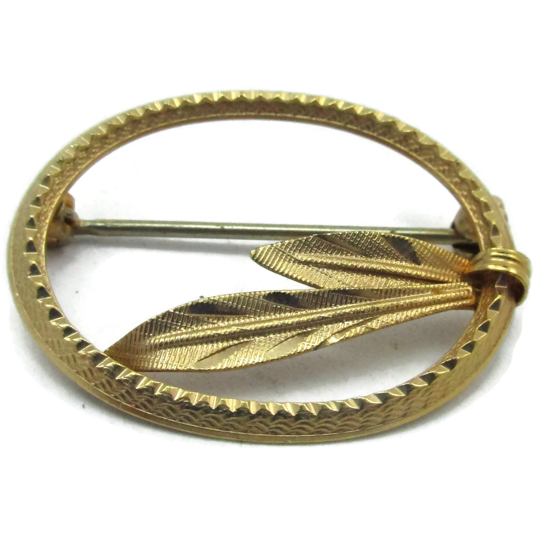 Gold Gefüllt Pin Kranz Design Blumenbrosche Matt Vintage Modeschmuck Mode Schmuck Designer Schal Ak Geschenk-Ideen von TreasureTrovebyTish