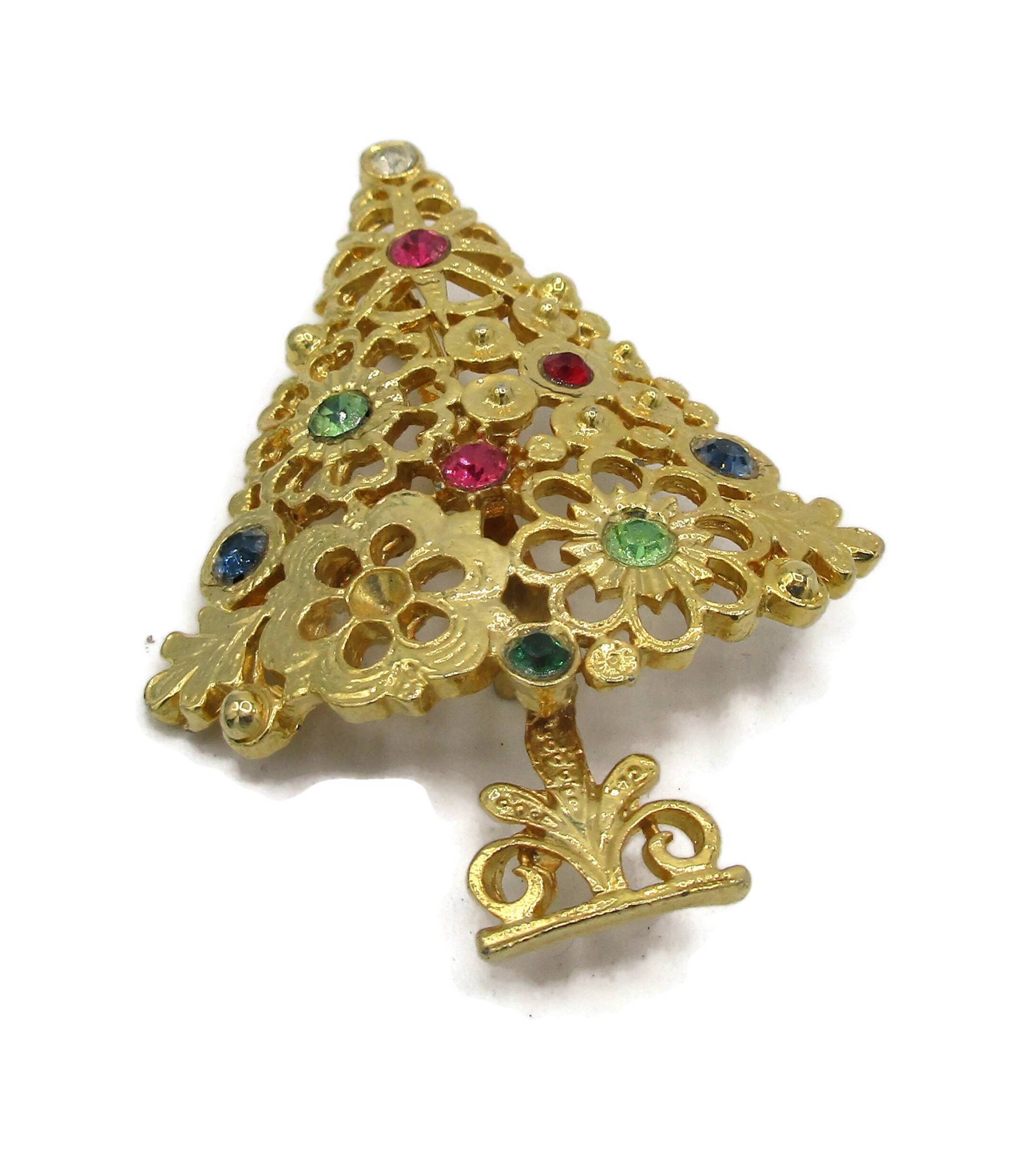 Gold Ton Tannenbaum Pin Baum Strass Brosche Anstecknadel Vintage Kostüm Schmuck Urlaub Geschenkideen Designer Schal Gold Ton Tannenbaum Pin Baum Strass Brosche Anstecknadel Vintage Kostüm Schmuck Urlaub Geschenkideen Designer Schal von TreasureTrovebyTish