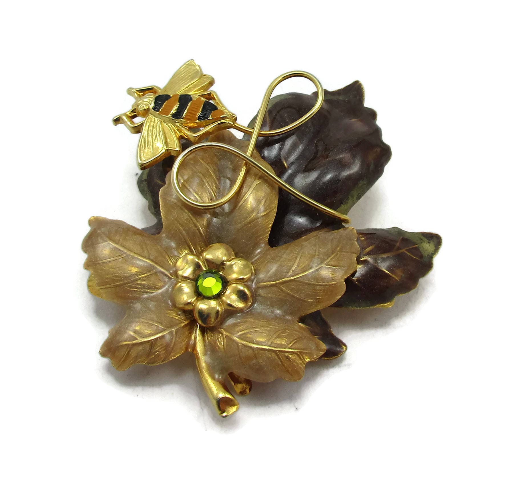 Herbst Braun Gold Ton Ahornblatt Mit Bee Pin Brosche Vene Geschenk Idee Designer Signiert Vintage Estate Schal Statement von TreasureTrovebyTish