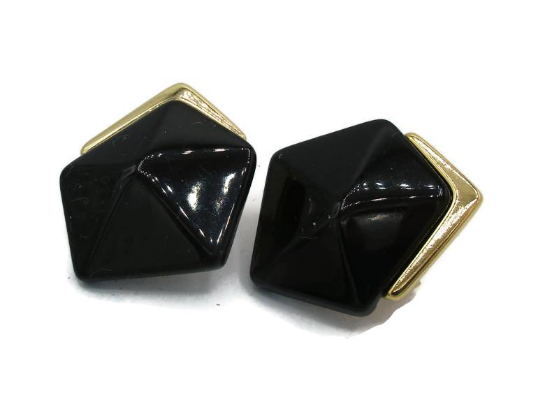 Krone Trifari Gold Ohrringe Ohrclips Schwarz Cabochon Mod Designer Signiert Vintage Nachlass Modeschmuck Geschenkideen Modernist von TreasureTrovebyTish