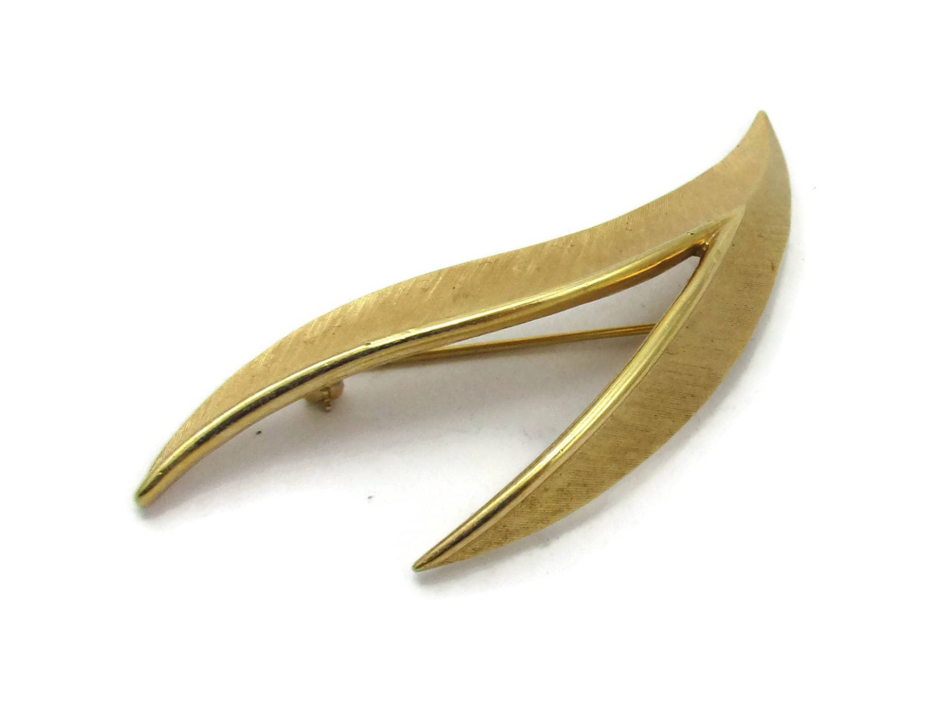 Krone Trifari Matt Gebürstet Gold Ton Große Pin Blatt Brosche 1950Er Jahre Strukturierte Designer Runway Estate Kostüm Vintage Zeichen von TreasureTrovebyTish