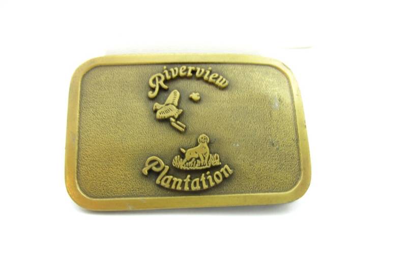 Messing Gürtelschnalle Hit Line Usa Riverview Plantage Geschenk Idee Jean Tragen Vintage 1970 Western Wear Väter Tag Herren Zubehör Wollte Poster von TreasureTrovebyTish