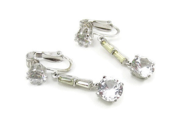 Panetta Pave Strass Tropfen Baumeln Braut Ohrringe Silber Clip Alte Hollywood Kristall Schmuck Diamant von TreasureTrovebyTish