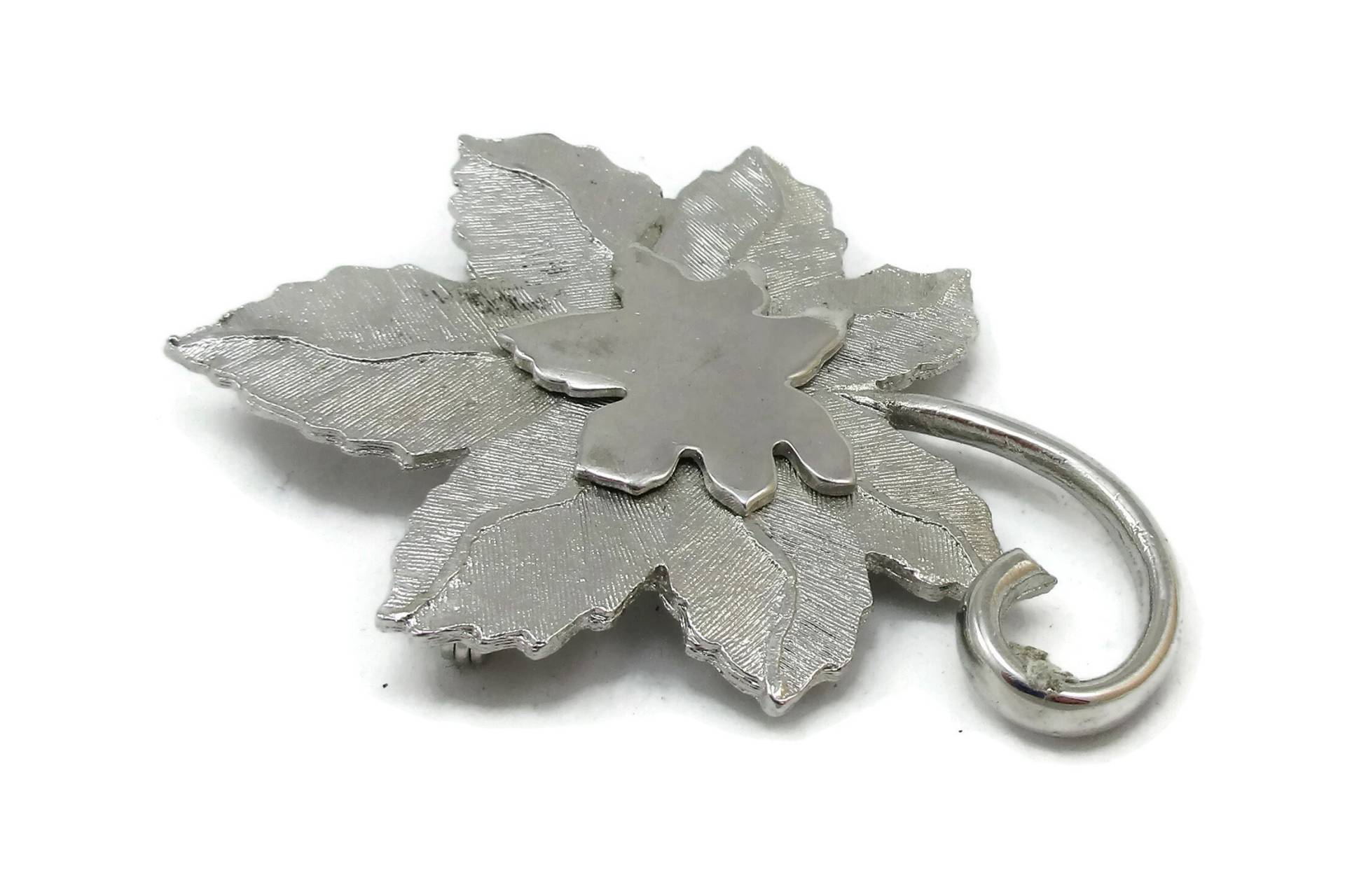 Roget Tm Silber Brosche Pin Feder Band Blatt 1980Er Jahre Gebürstet Strukturierte Designer Runway Land Classic Schal von TreasureTrovebyTish