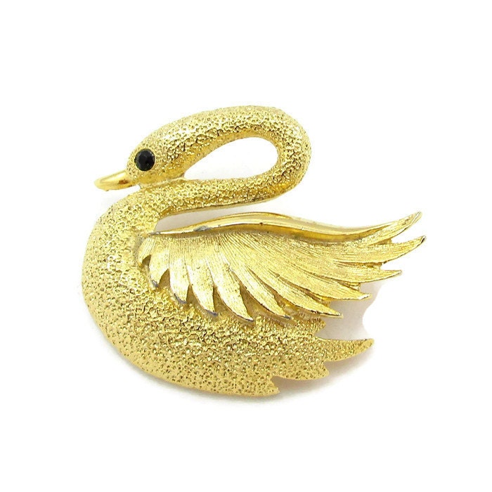 Schwan Gold Ton Pin Brosche Figürlichen Vintage Schmuck Signiert Finish Geschenk Ideen Schal Tier von TreasureTrovebyTish