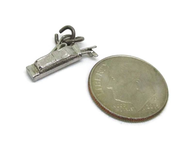 Silber Anhänger Charme Golf Club Tasche Der 1960Er Jahre Vintage Estate Findet Schmuck Designer Geschenkideen Souvenir Charms von TreasureTrovebyTish
