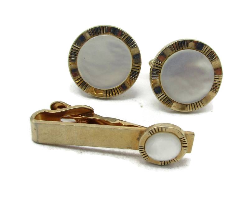 Swank Gold White Mother Of Pearl Cufflinks Cuff Links Tie Clip Set Mid Century Mod Designer Signed Vintage Mens Gift Idea Fathers Day von TreasureTrovebyTish