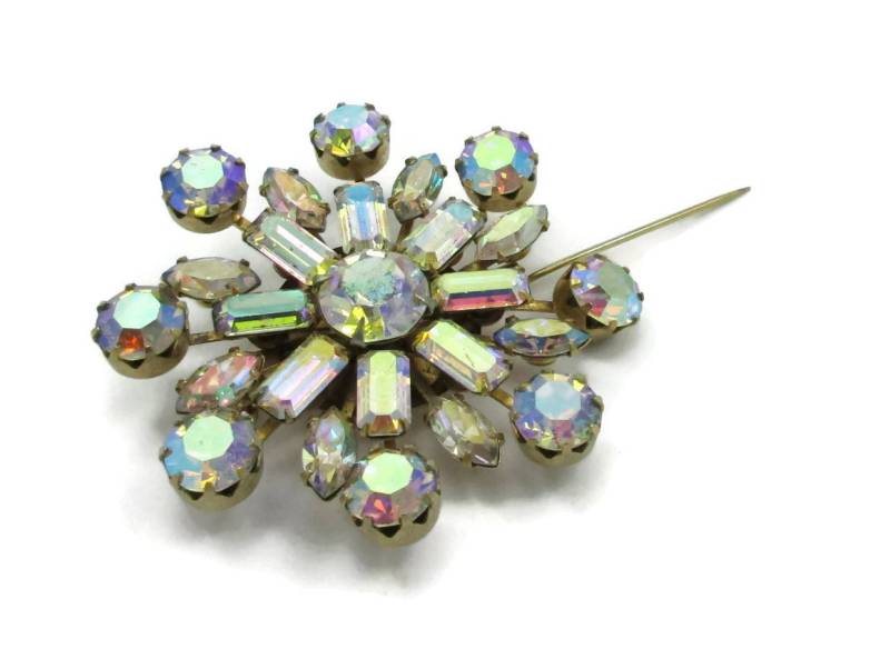 Weiss Silber Ton Aurora Borealis Ab Strass Pin Brosche Braut Bouquet Starburst Designer Runway Estate Kostüm Vintage Schal von TreasureTrovebyTish