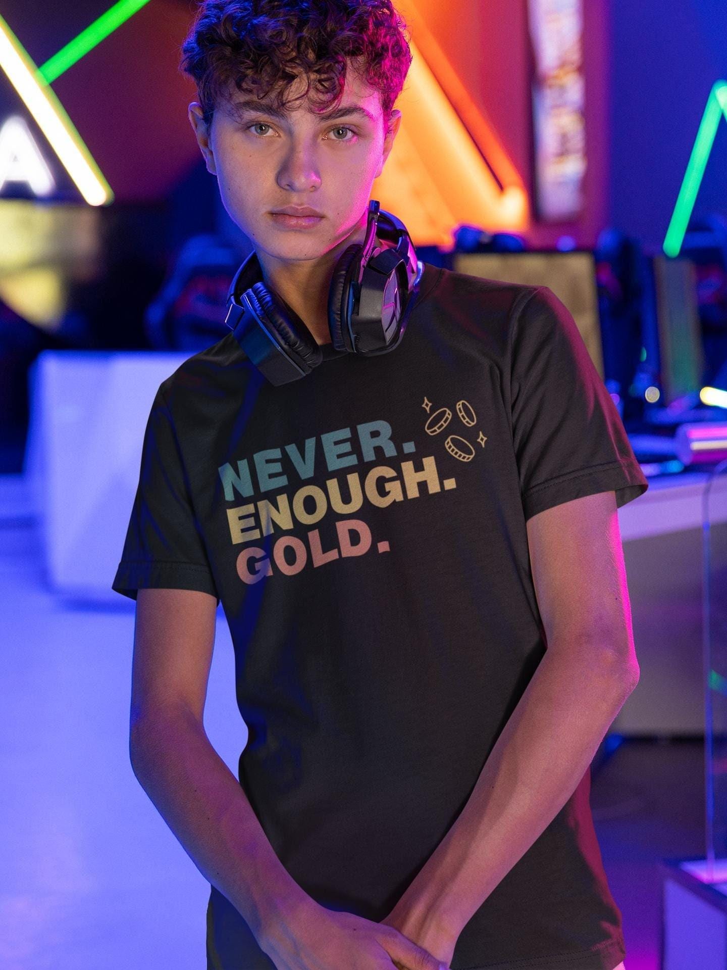 Nie Genug Gold T-Shirt Luxus Grafik T-Shirt von TreasureVanture