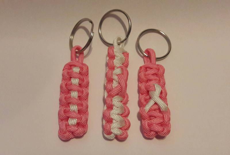 Pinker Brustkrebs Schlüsselanhänger Aus Paracord von TreasuresByToya