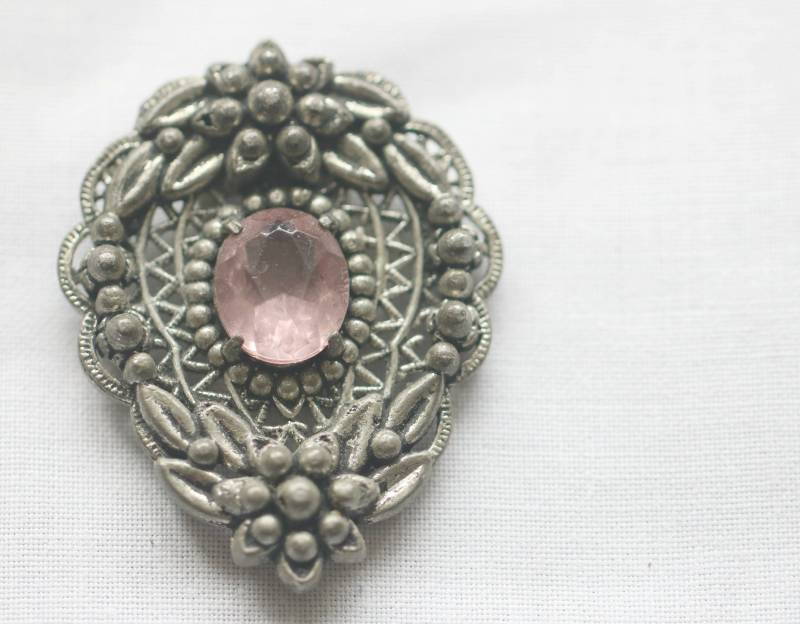 Antike Amethyst Fell-Clip. Art-Nouveau-Fell-Clip, Vintage Lila Fell Clip Antike Amethyst Fell-Clip. Art-Nouveau-Fell-Clip, Vintage Lila Fell Clip von TreasuresFromUs