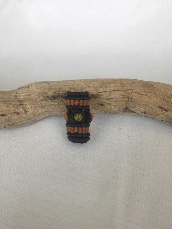 Kurze O Makramee Dreadlock Perle von TreeOfStones