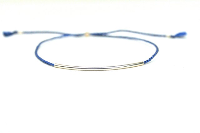 Blauer Faden Armband Mit Sterling Silber Tube - Verstellbar von TreeSwingStudio