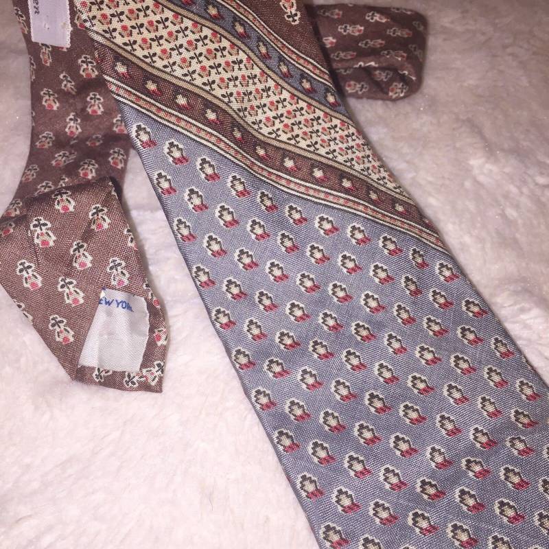 Yves Saint Laurent Krawatte Binden Alle Seide Vintage 70Er Jahre Grau Silber Rot Braun Floral 55 "x 3" Logo Geprägt Futter von TreeTopTrove