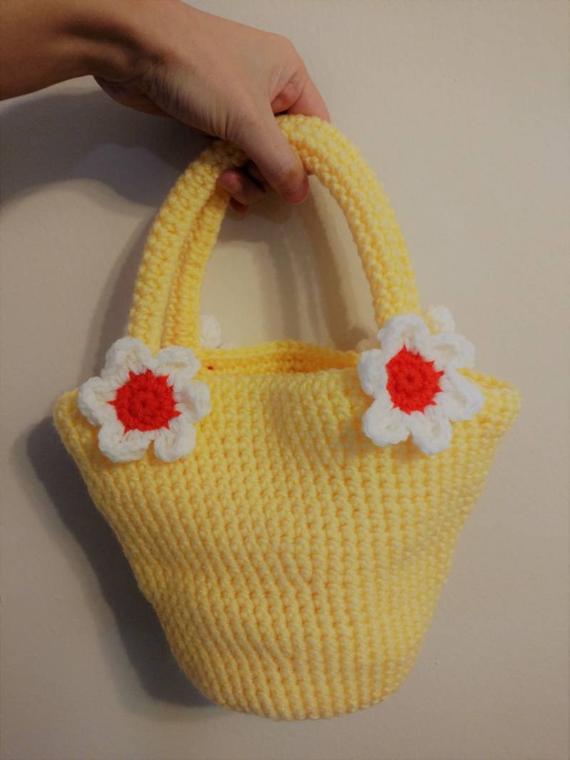 Gehäkelte Blumentasche, Gelbe Handtasche Gehäkelte Blumentasche, Gelbe Handtasche von TreeTownBear