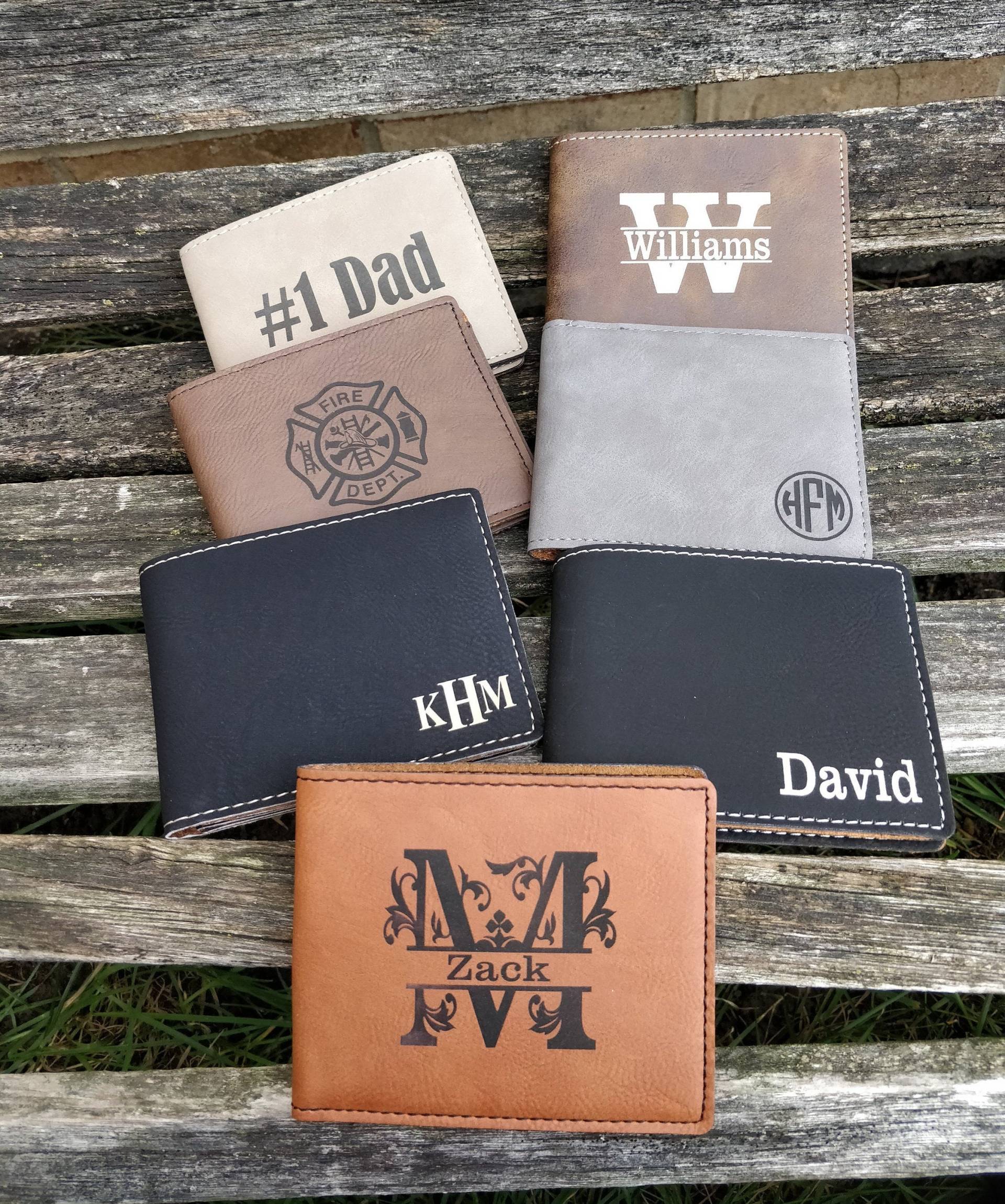 Geldbörse Nach Maß. Leder, Laser-Gravur. Reise, Hochzeit, Groomsmen Geschenk, Papa, Jahrestag. Bräutigam, Geburtstag, Weihnachten, Individuell von TreeTownPaper