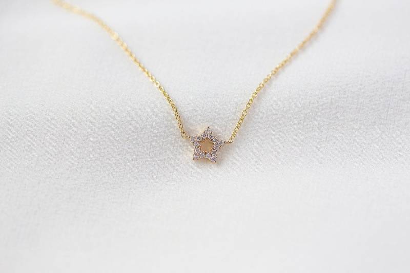 Mini Diamant Stern Halskette - 14K Gelbgold Anhänger Handgemachter Schmuck von Treenbee