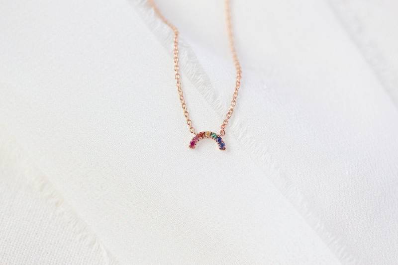 Mini Regenbogen Halskette - 14K Rose Gold Saphir Handgemachter Schmuck von Treenbee