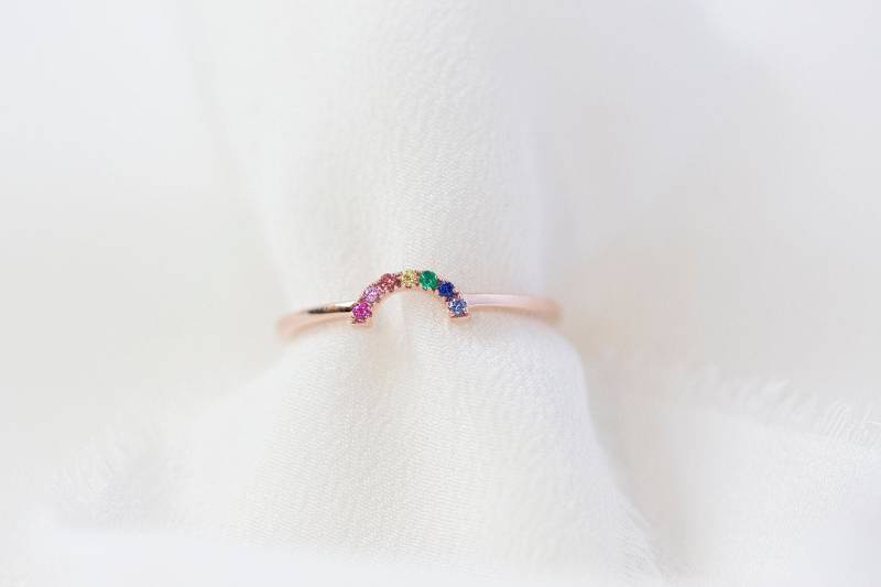 Mini Regenbogen Ring - 14K Rose Gold Saphir Handgemachter Schmuck von Treenbee