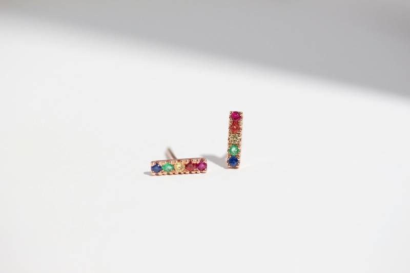 Pavé Bar Ohrringe - 14K Rose Gold Regenbogen Ohrstecker Handgemachter Schmuck von Treenbee