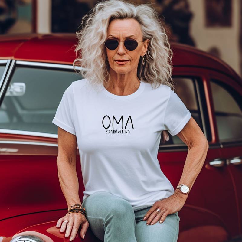 Oma T-Shirt Mit Namen Von Enkelin/Enkel|Geschenk Für Alle Omis | Geburtstag Schwester| Mama |Schwiegermutter |Geschenkidee|Personalisiert von TrendMama