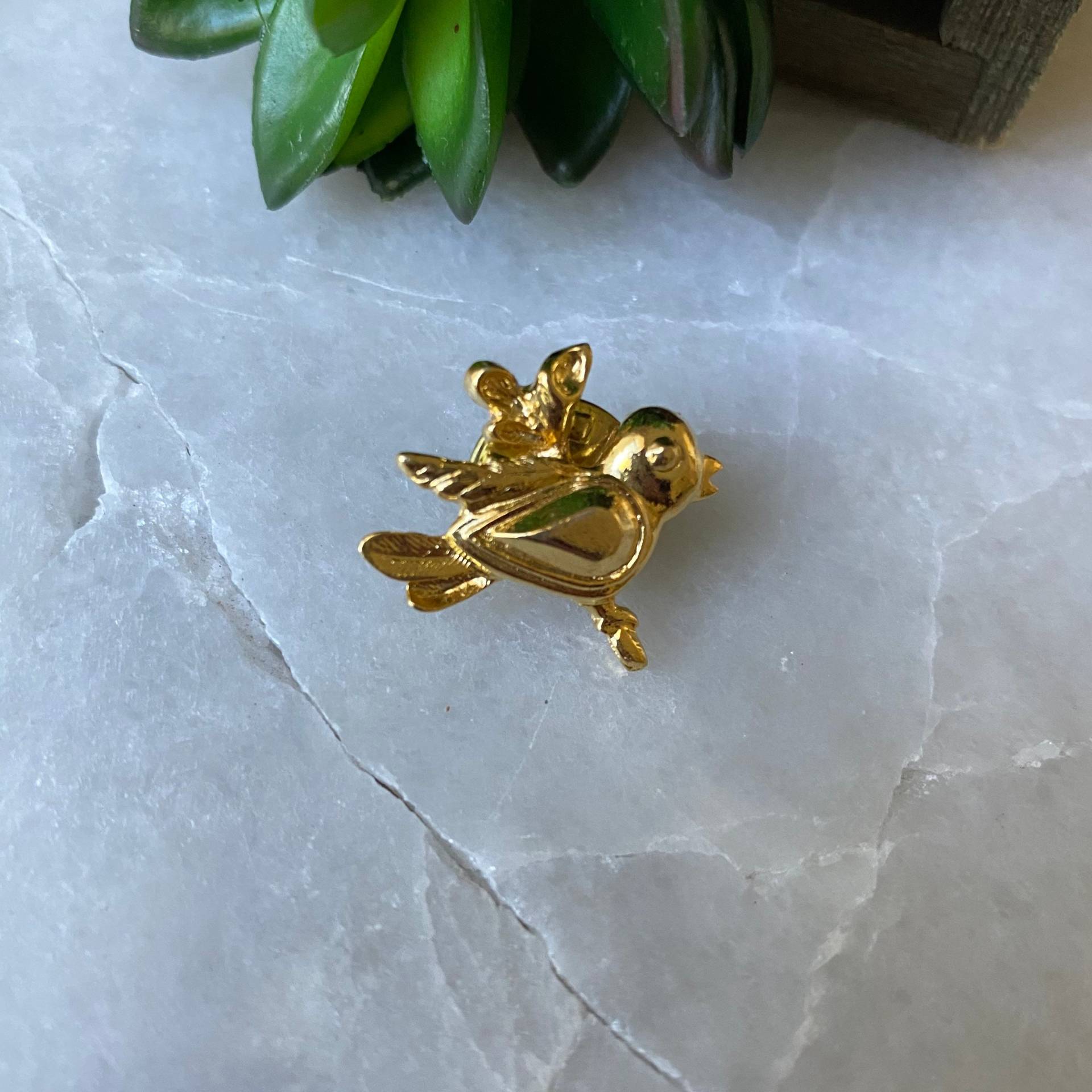 Vintage Gold Ton Vogel Brosche Pin Signiert J.j. Jonette Juwelier von TrendRevival