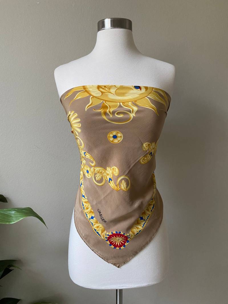 Vintage Jaeger Seidentuch Sonnengesicht Barock Design, Hergestellt in Italien von TrendRevival