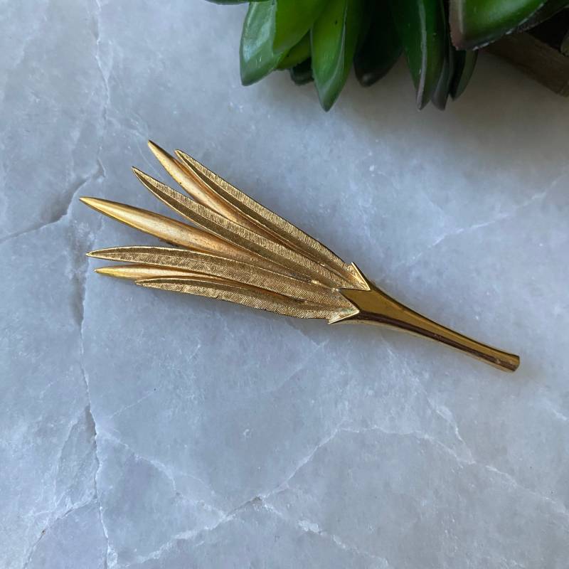 Vintage Pim Signierte Brosche Goldfarbener Blumenstrauß, Nachlass Schmuck von TrendRevival
