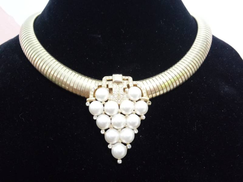 Chunkey Halskette, Gold-Ton Mit Perle Pflastern Chunkey Halskette, Gold-Ton Mit Perle Pflastern von TrendTiques