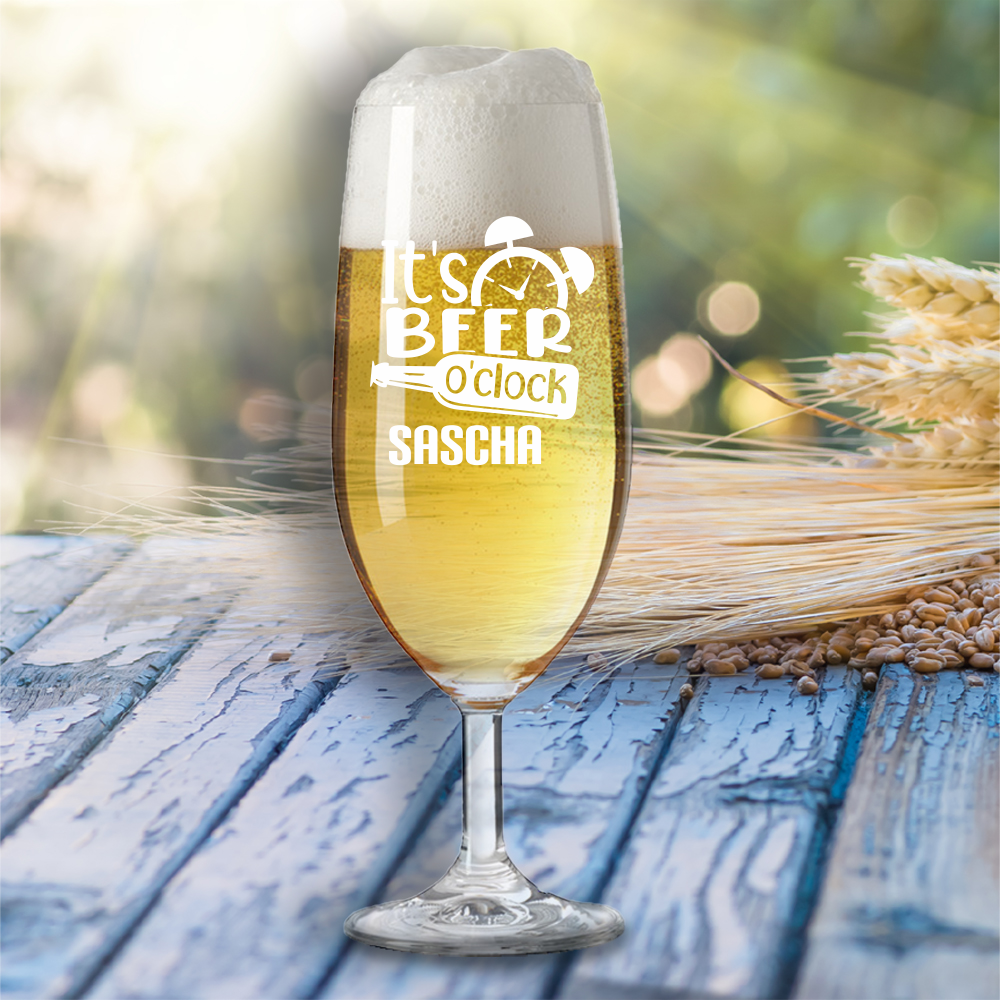 Bierglas It´s beer o´clock mit Wunschnamen von Trendgravur