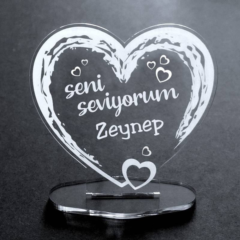 Deko-Aufsteller Herz aus Acryl mit Namen -seni seviyorum von Trendgravur