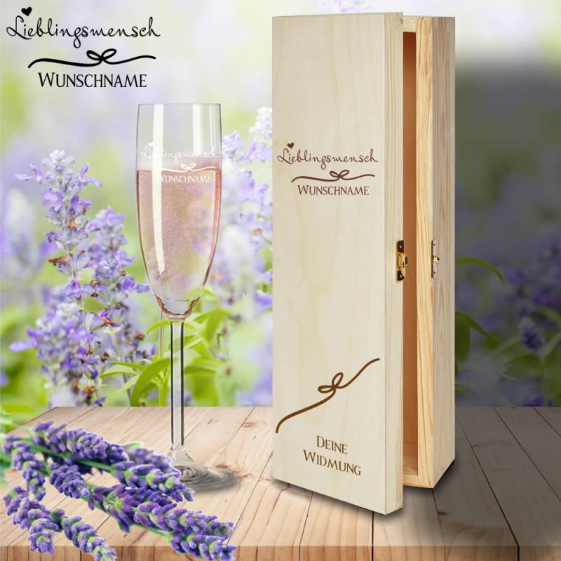Geschenkbox Lieblingsmensch mit Sektglas von Leonardo und Gravur von Trendgravur