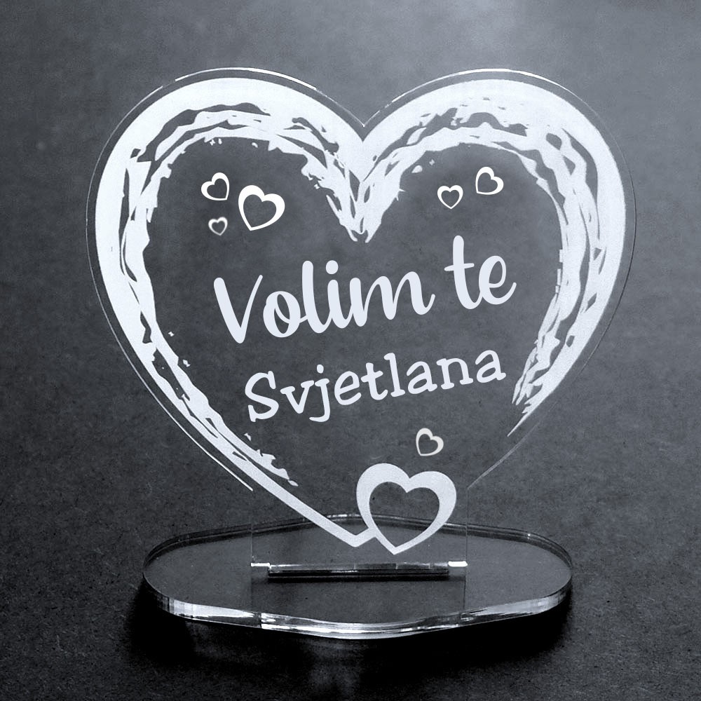 Herz-Aufsteller Acryl mit Namen - volim te von Trendgravur
